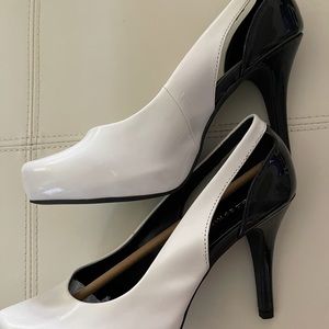 Black White Heels 7.5